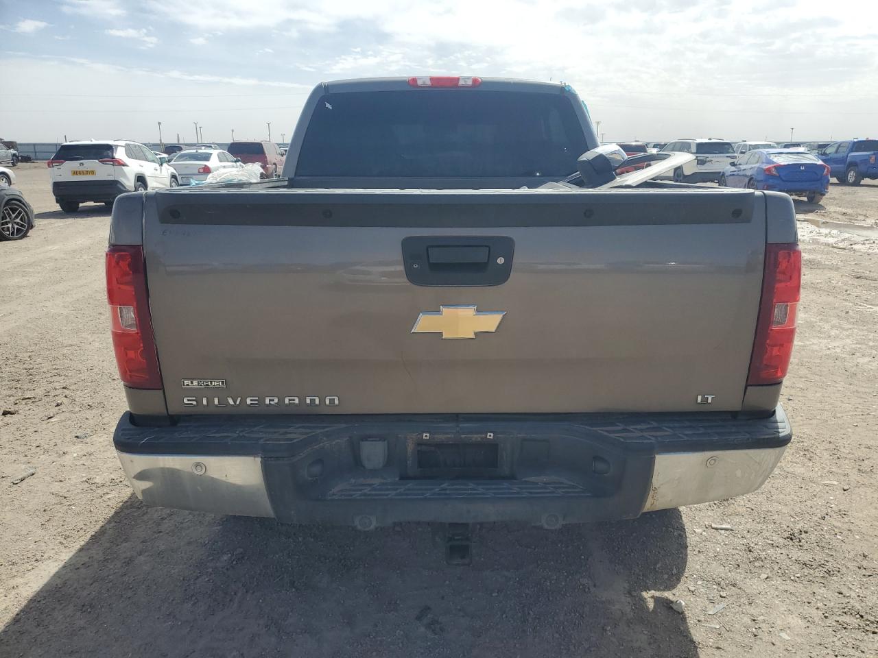 2011 Chevrolet Silverado - Image 6