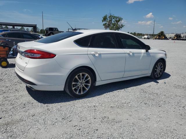  FORD FUSION 2017 Srebrny