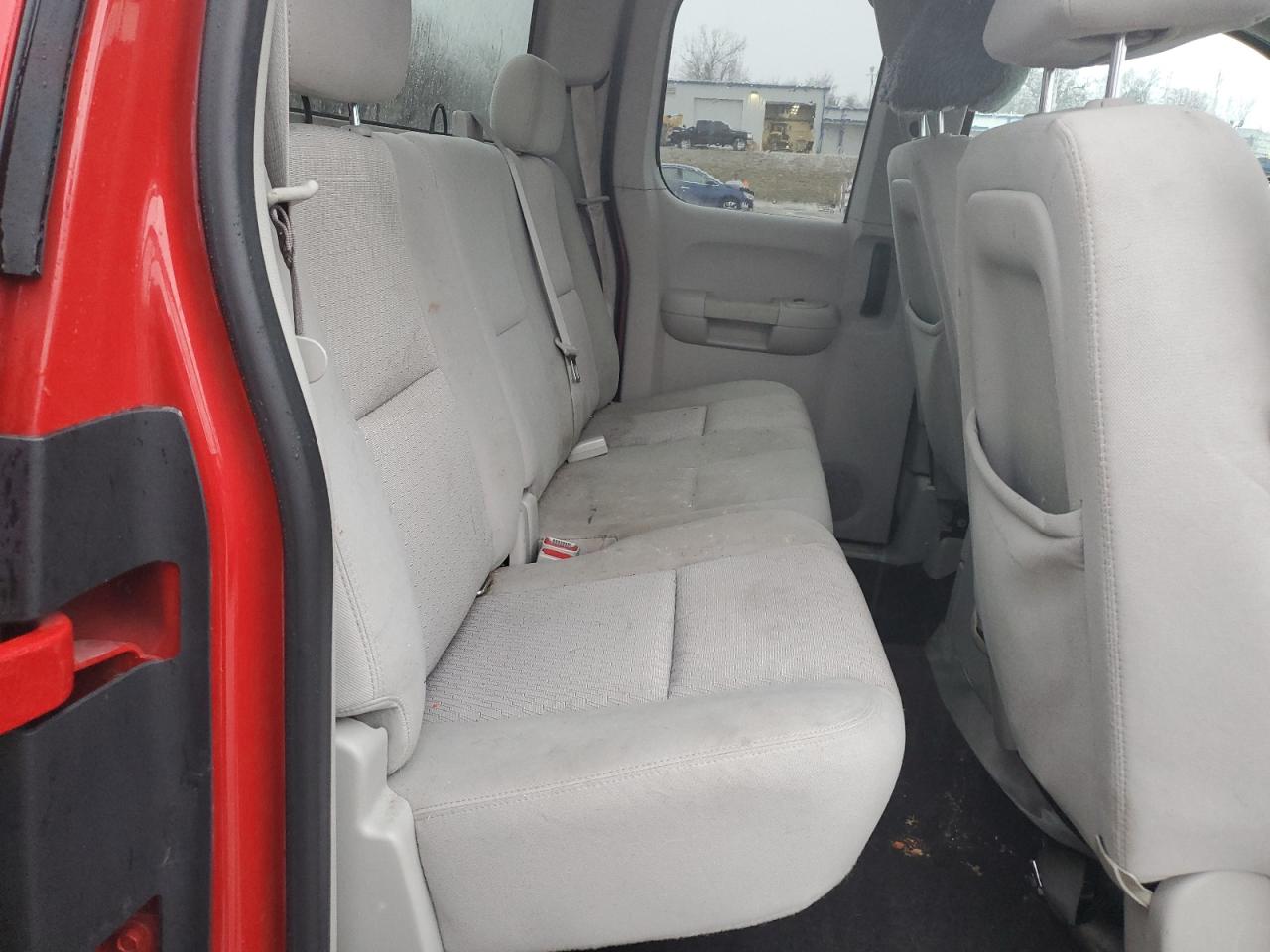 2011 Chevrolet Silverado - Image 10