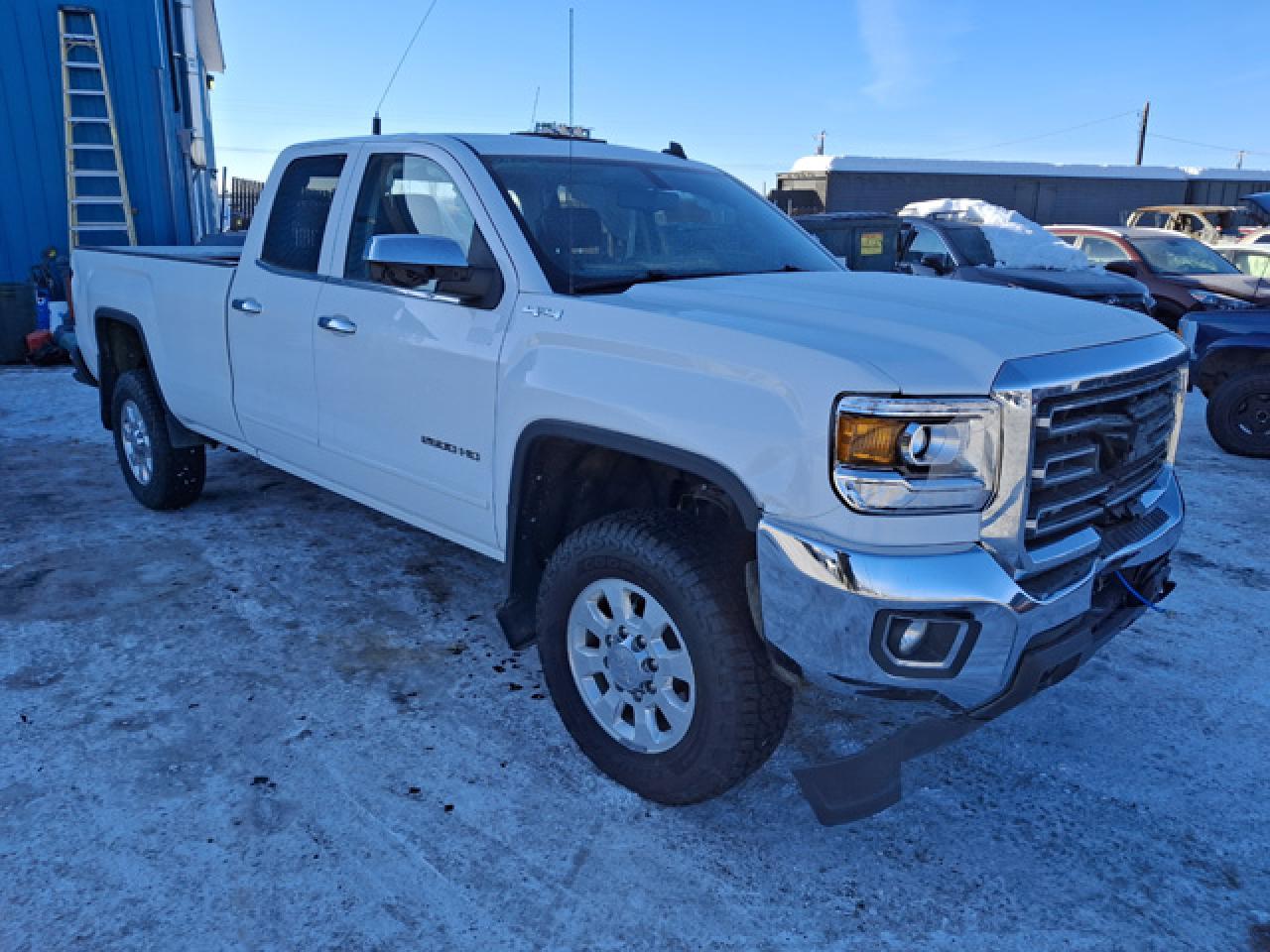 2015 GMC Sierra - Image 4
