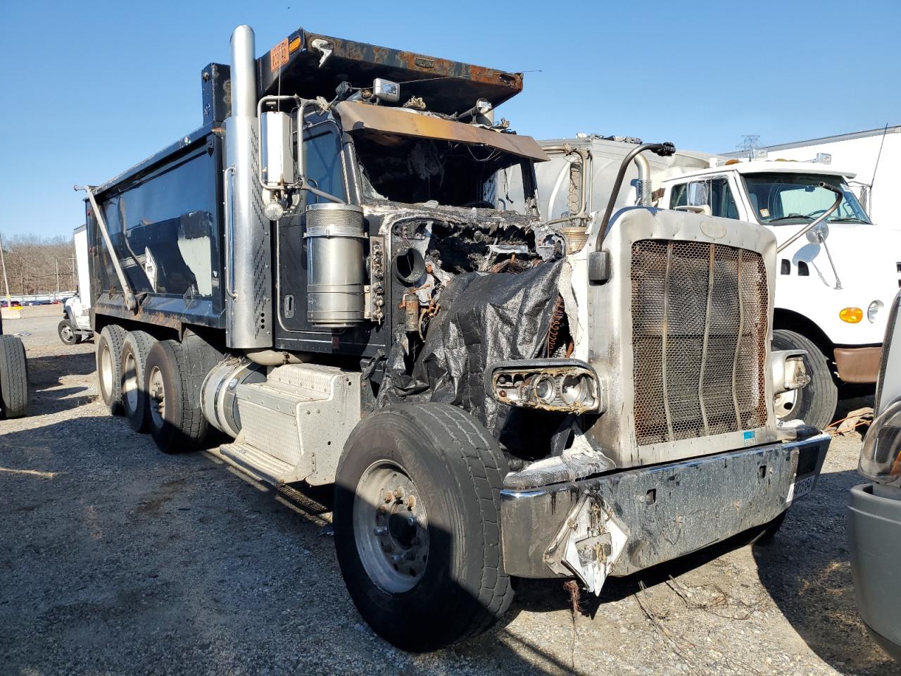 2014 Peterbilt 388 en Venta en Glassboro, NJ - Burn - Engine