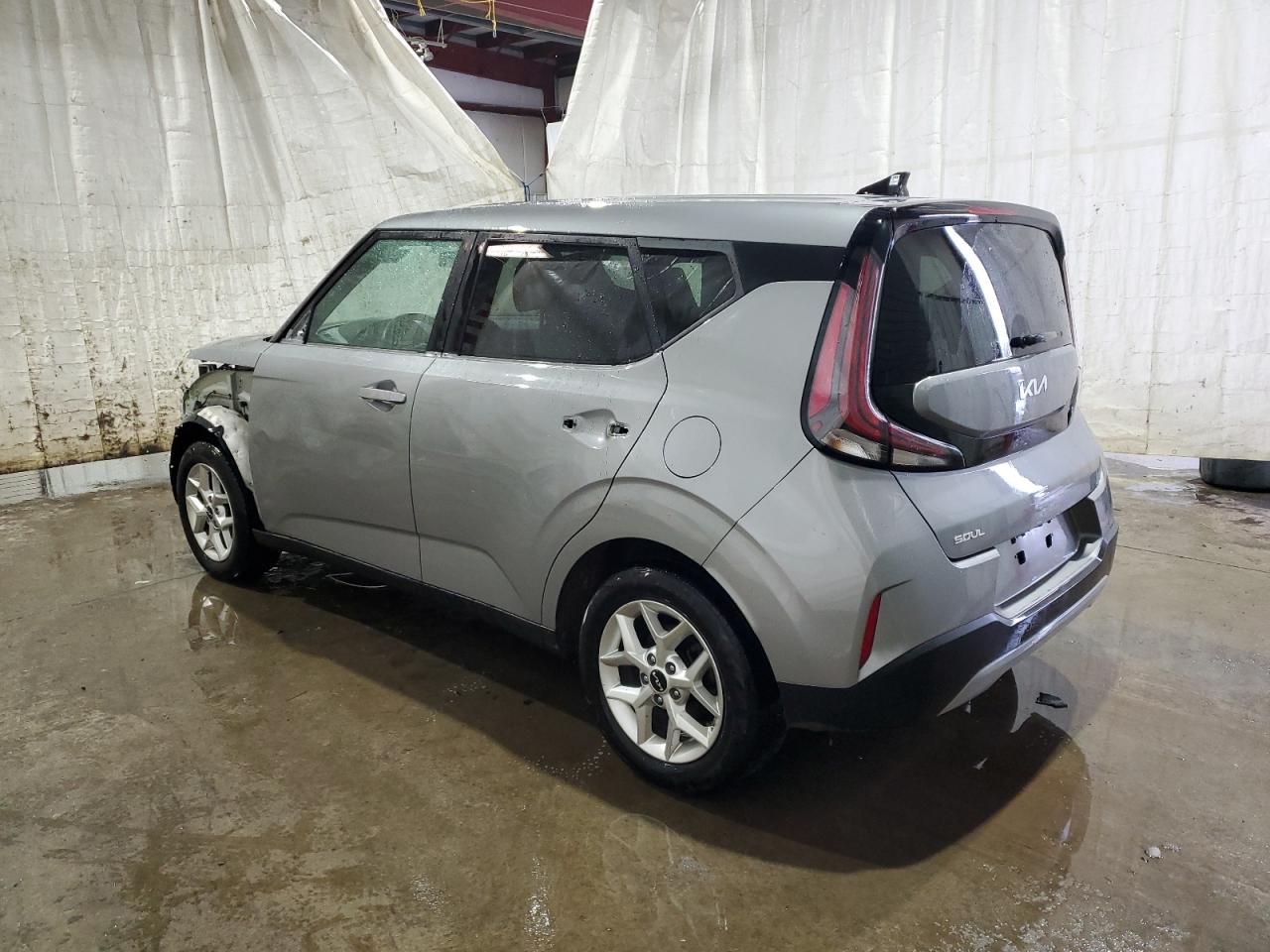 2023 Kia Soul - Image 2