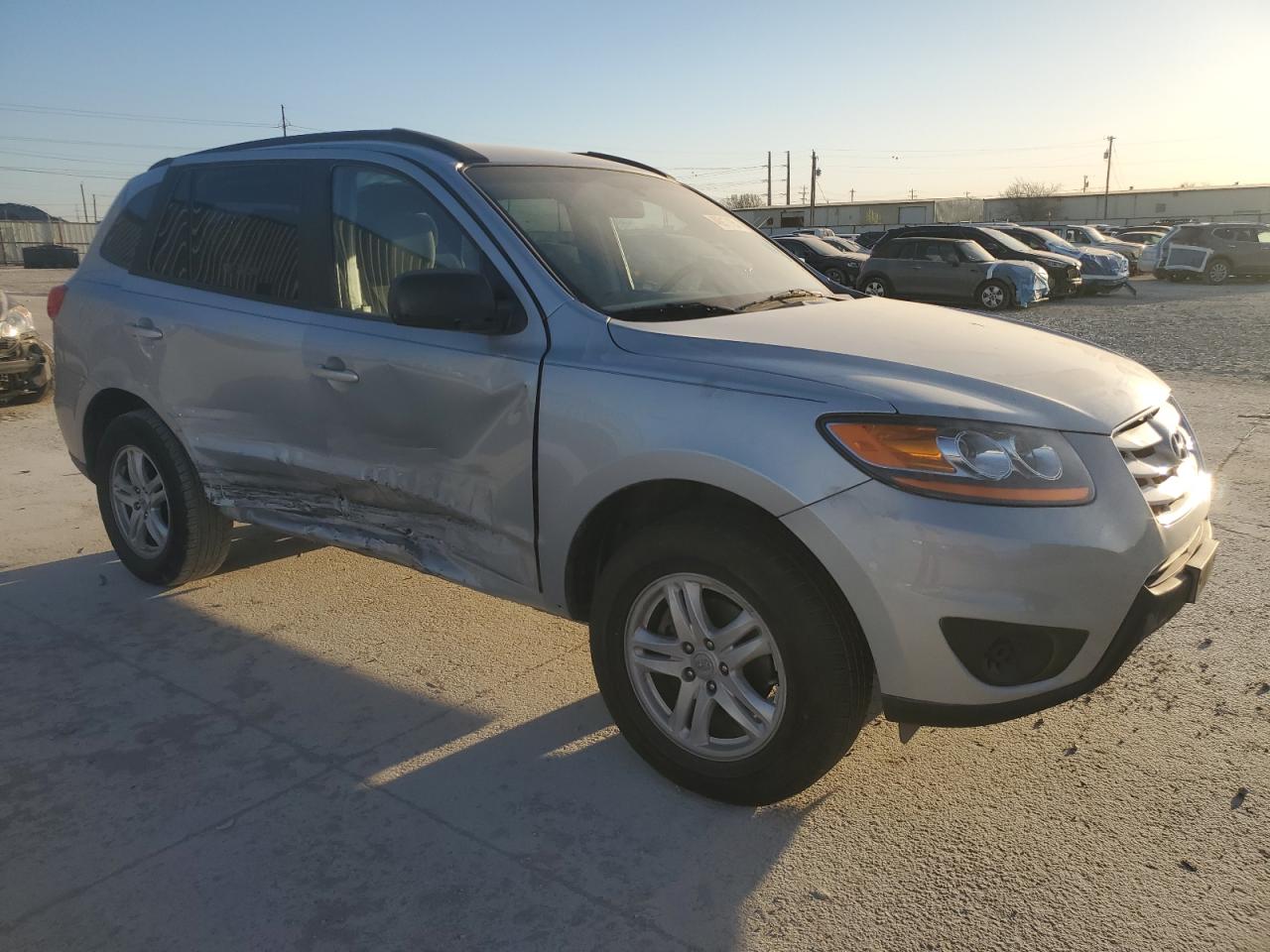 2010 Hyundai Santa Fe - Image 4