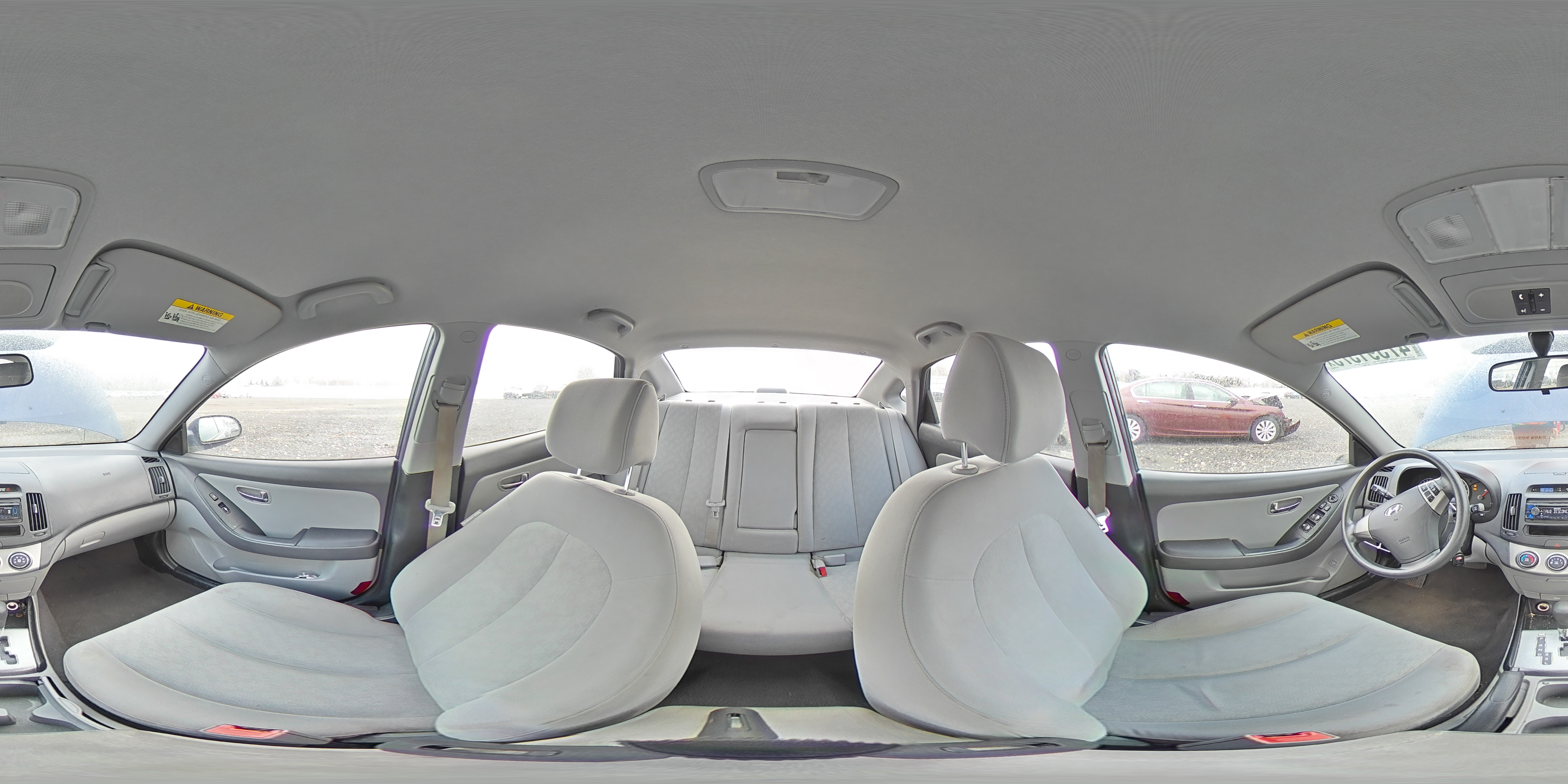 2010 Hyundai Elantra - Image 12