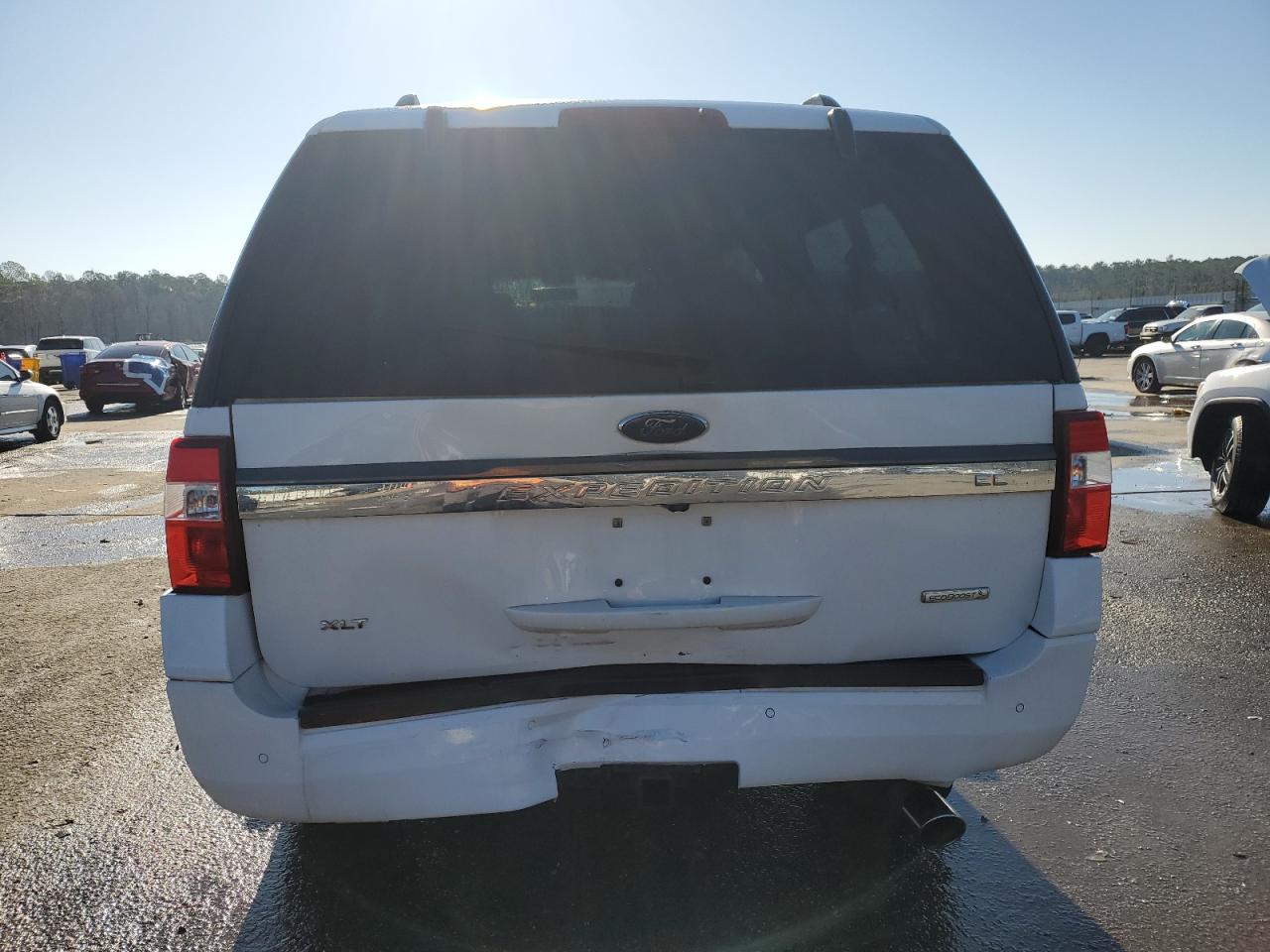 2017 Ford Expedition - Image 6