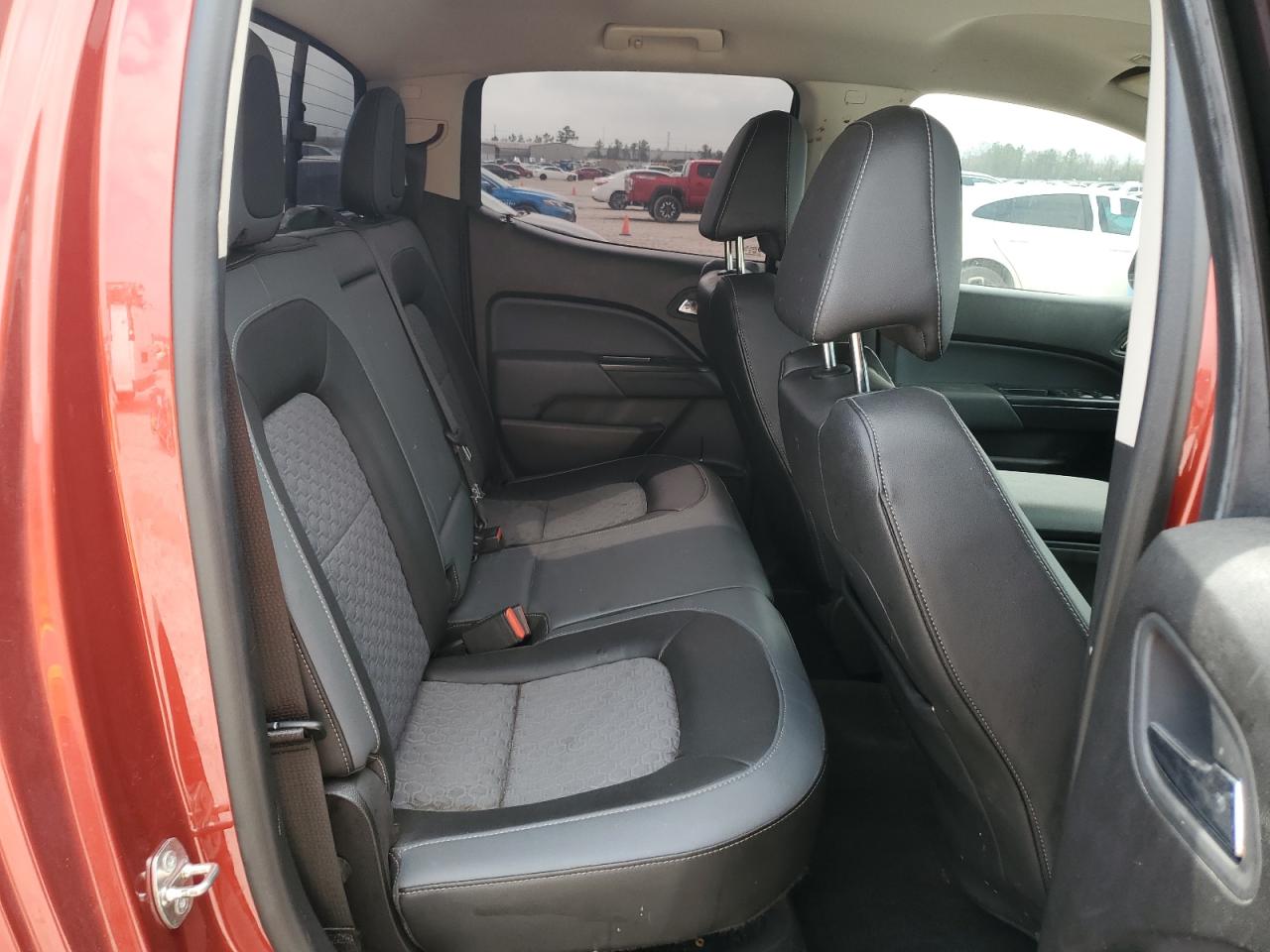 2015 Chevrolet Colorado - Image 10