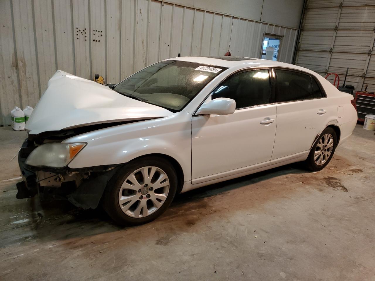 2010 Toyota Avalon - Image 1