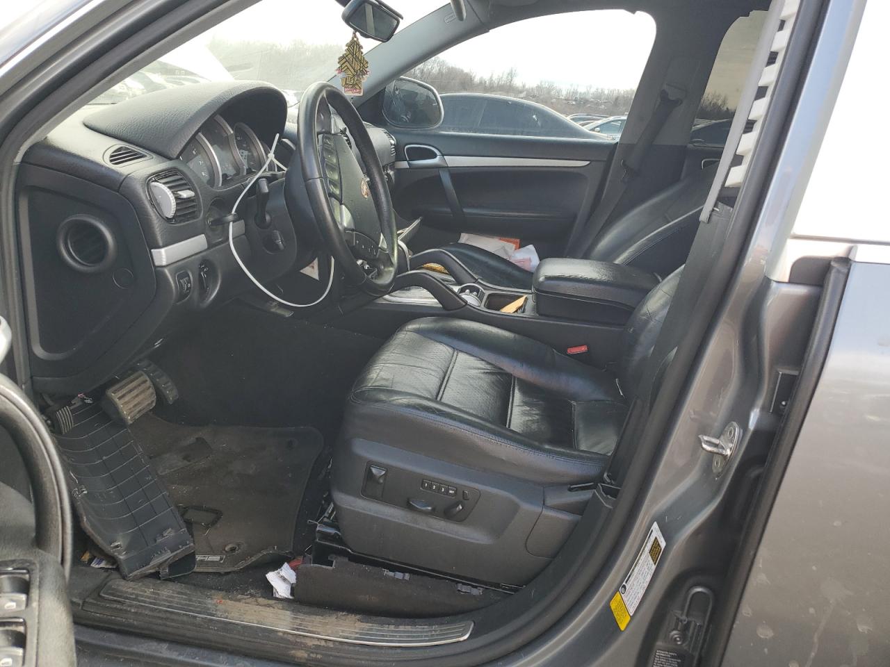 2006 Porsche Cayenne - Image 7