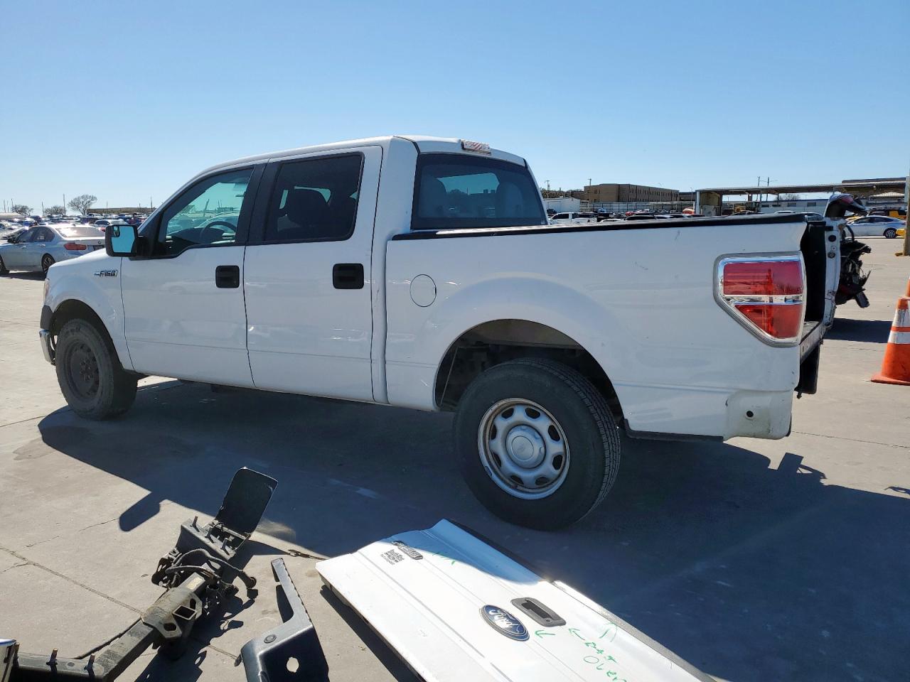 2014 Ford F-150 - Image 2