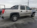 2004 Chevrolet Avalanche C1500 na sprzedaż w Wilmington, CA - Front End