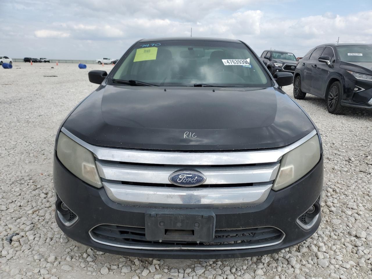 2010 Ford Fusion - Image 5