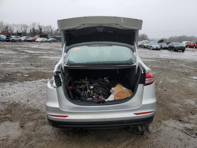  FORD FUSION 2019 Srebrny