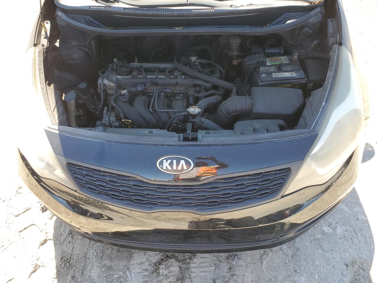 2014 Kia Rio - Image 11