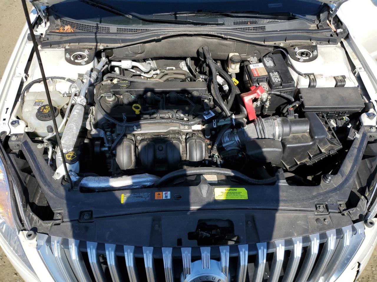 2010 Mercury Milan - Image 12