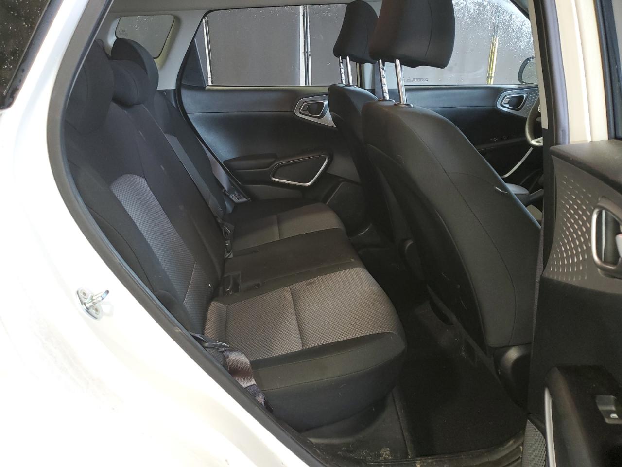 2022 Kia Soul - Image 10