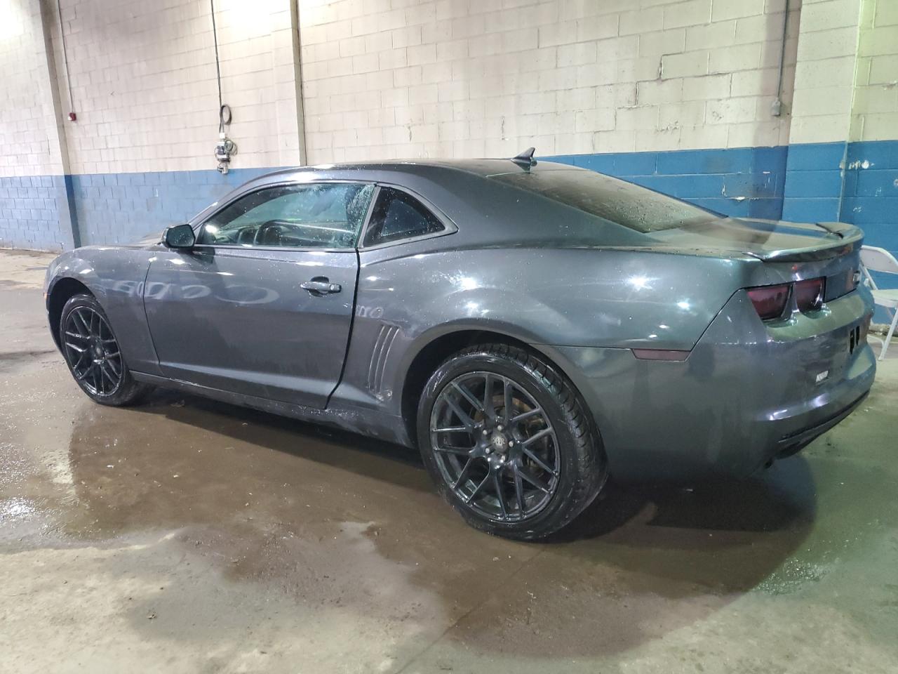 2010 Chevrolet Camaro - Image 2