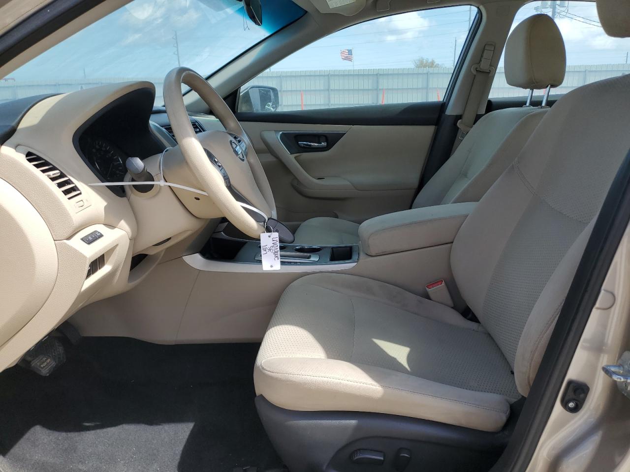 2015 Nissan Altima - Image 7