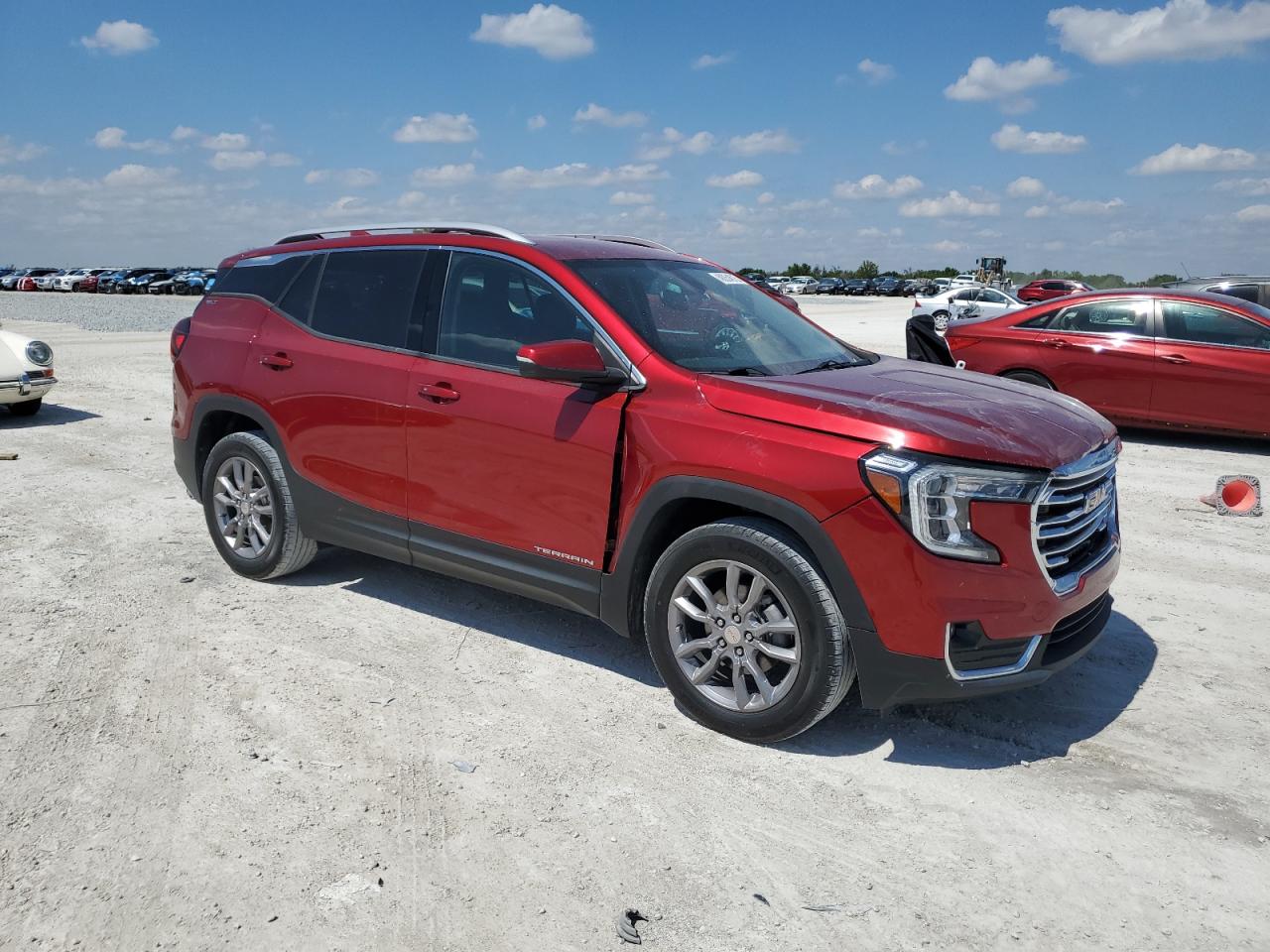 2022 GMC Terrain - Image 4