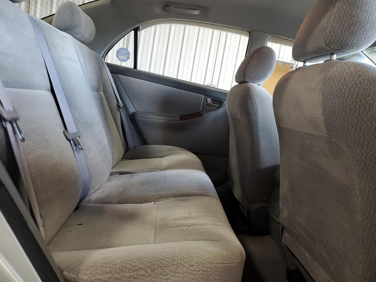 2004 Toyota Corolla - Image 10