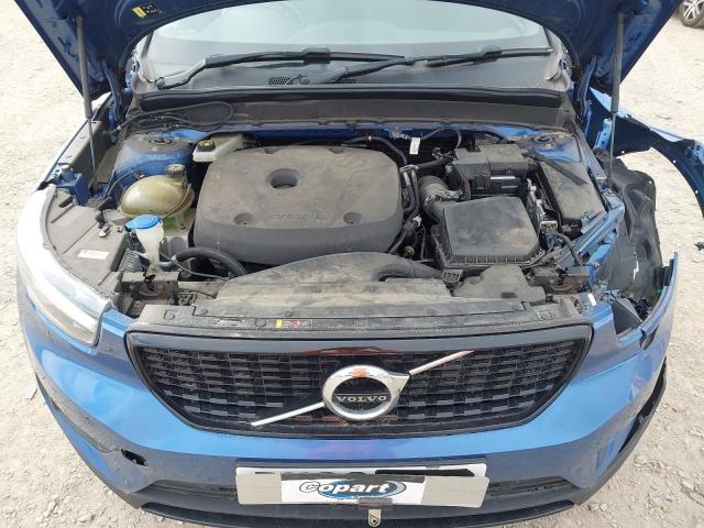2020 VOLVO XC40 R-DES