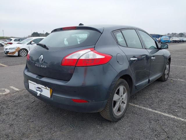 2010 RENAULT MEGANE DYN