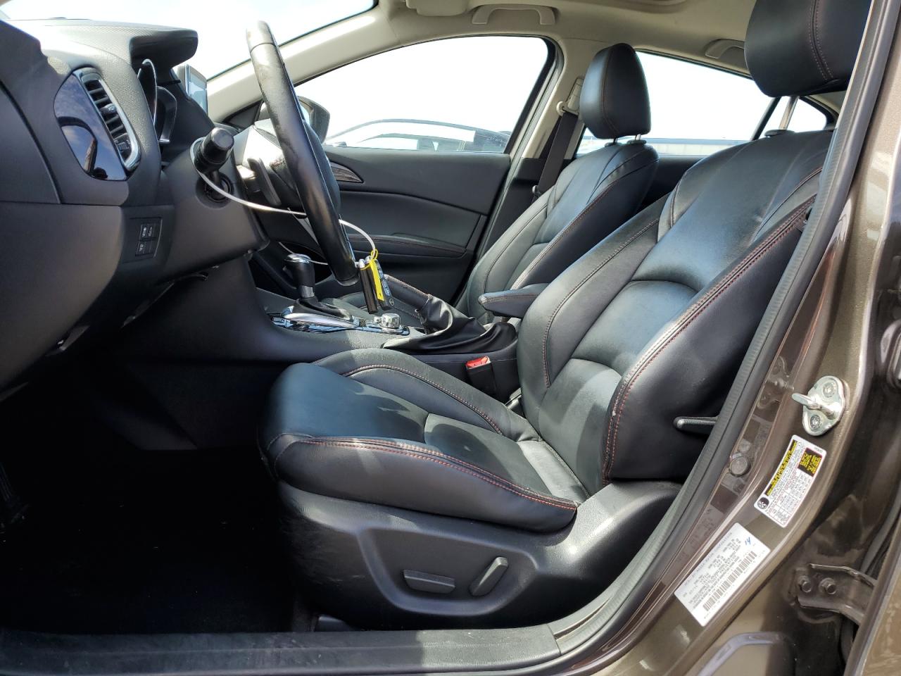 2015 Mazda 3 - Image 7