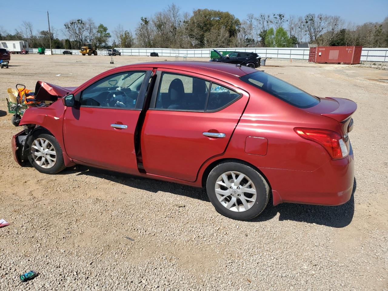 2015 Nissan Versa - Image 2