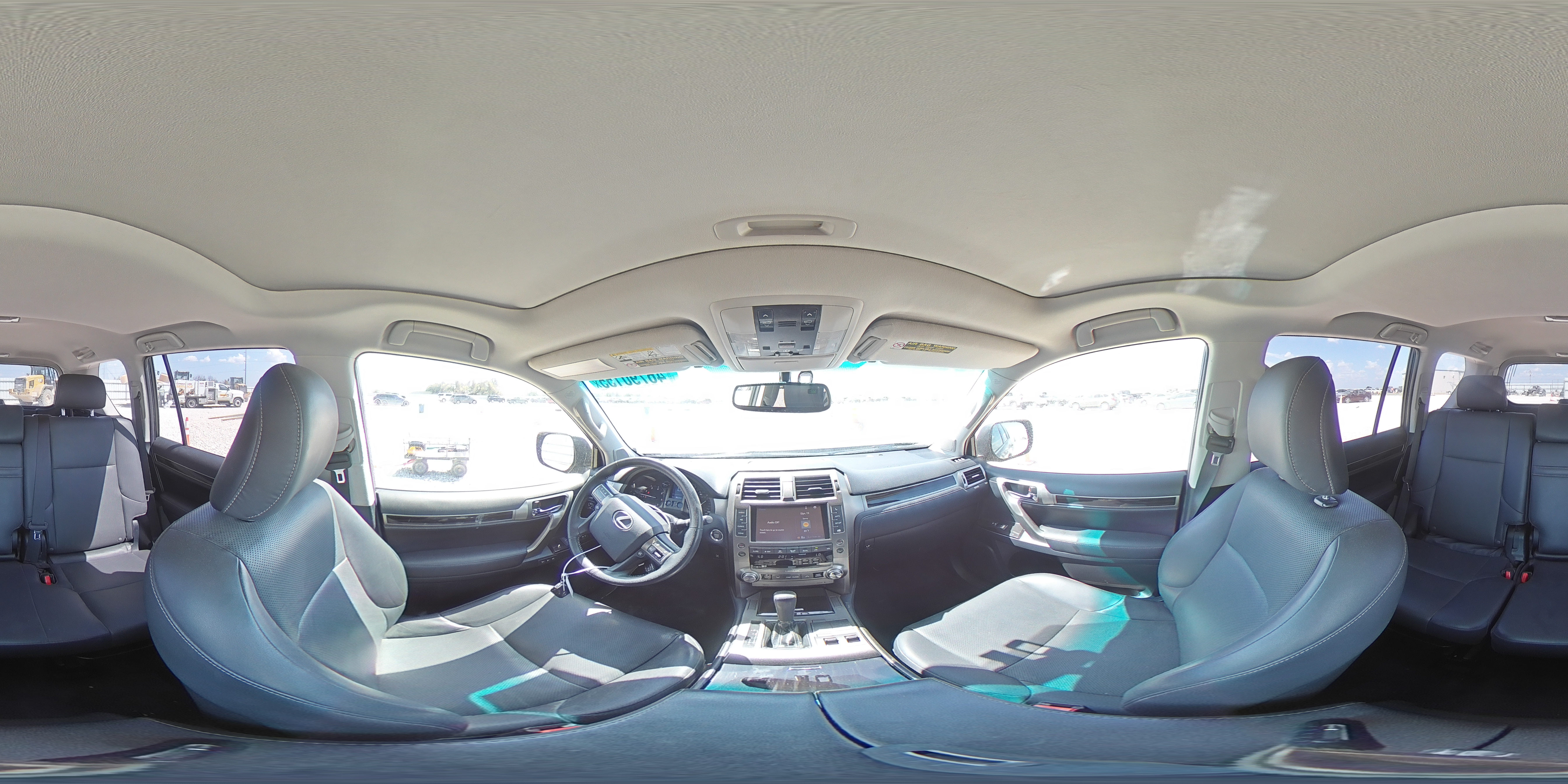 2014 Lexus GX - Image 14