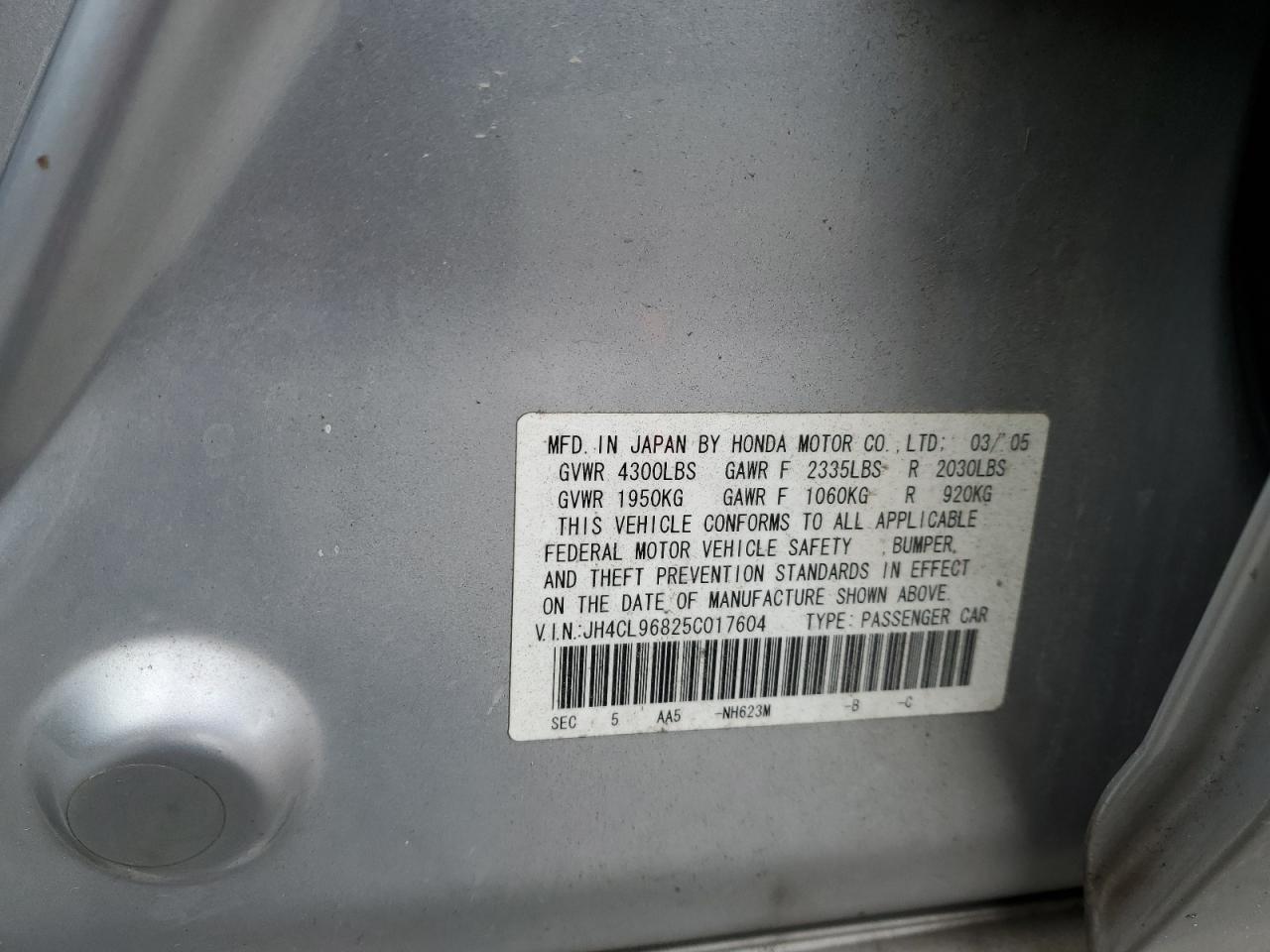2005 Acura TSX - Image 13
