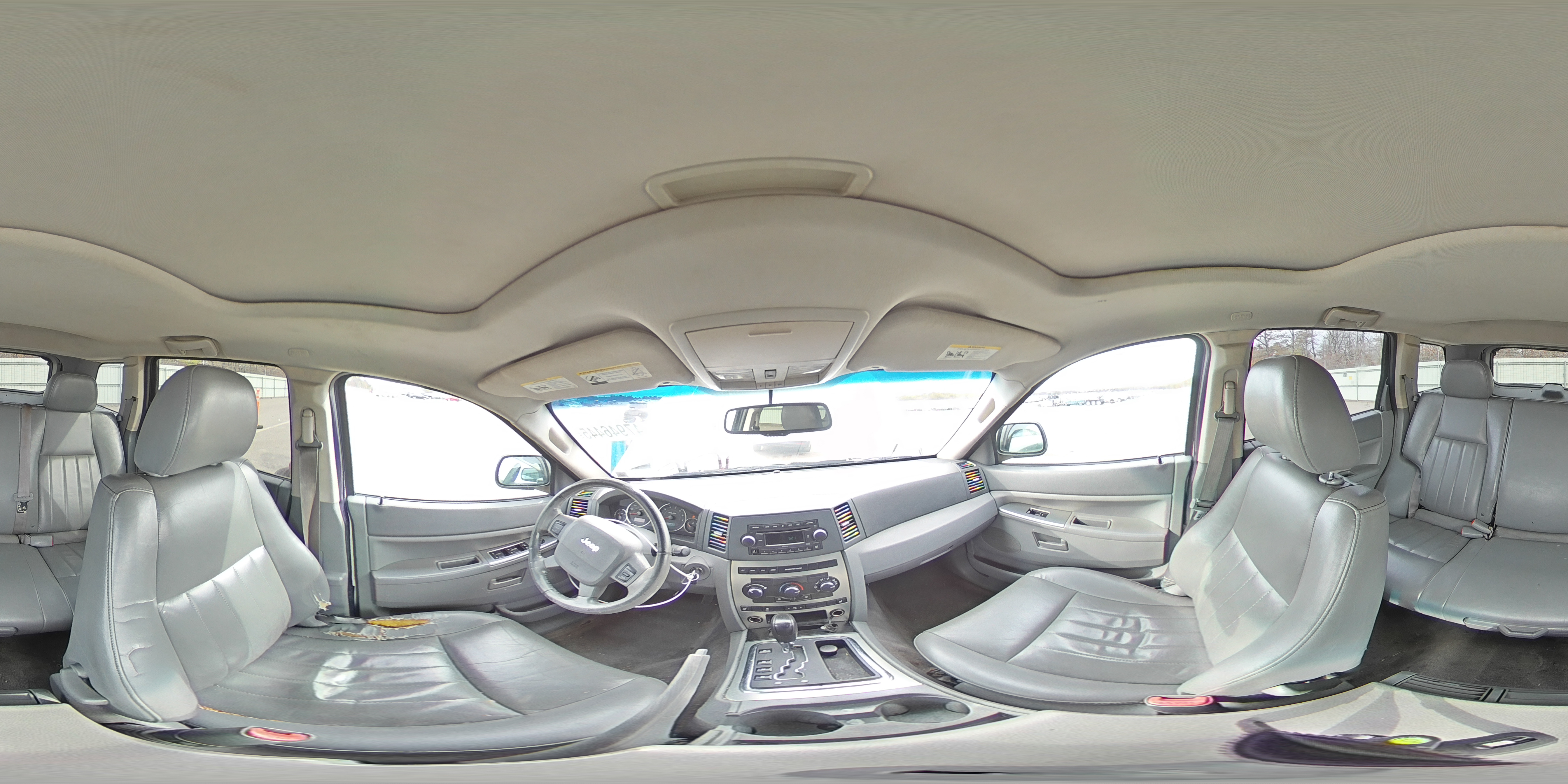 2007 Jeep Grand Cherokee - Image 14
