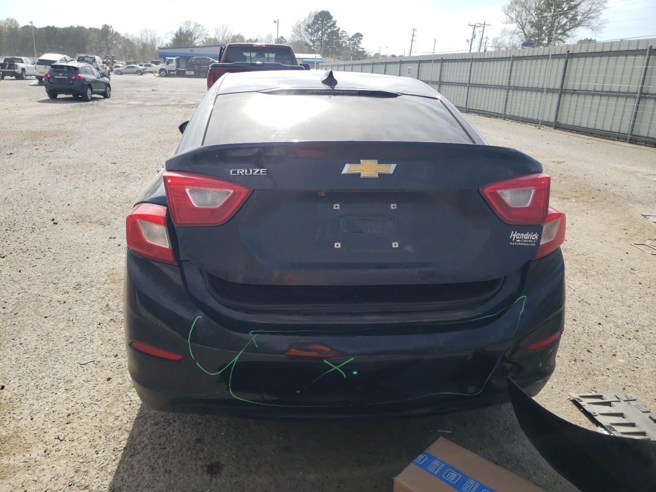 2018 Chevrolet Cruze Ls VIN: 1G1BC5SM8J7106534 Lot: 50578395