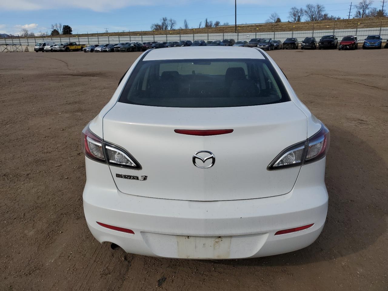 2012 Mazda 3 - Image 6