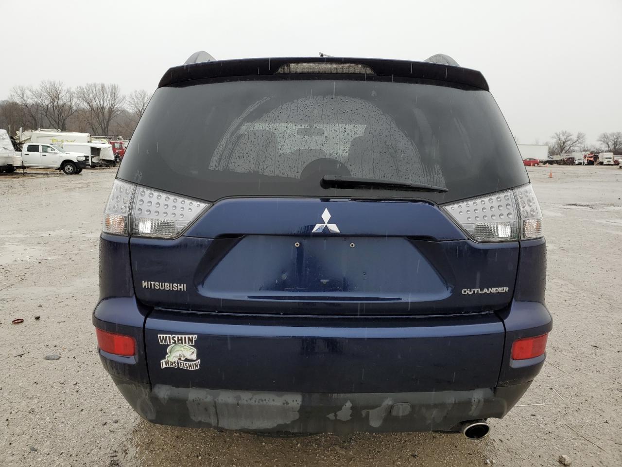 2010 Mitsubishi Outlander - Image 6