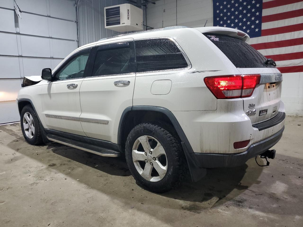 2012 Jeep Grand Cherokee - Image 2