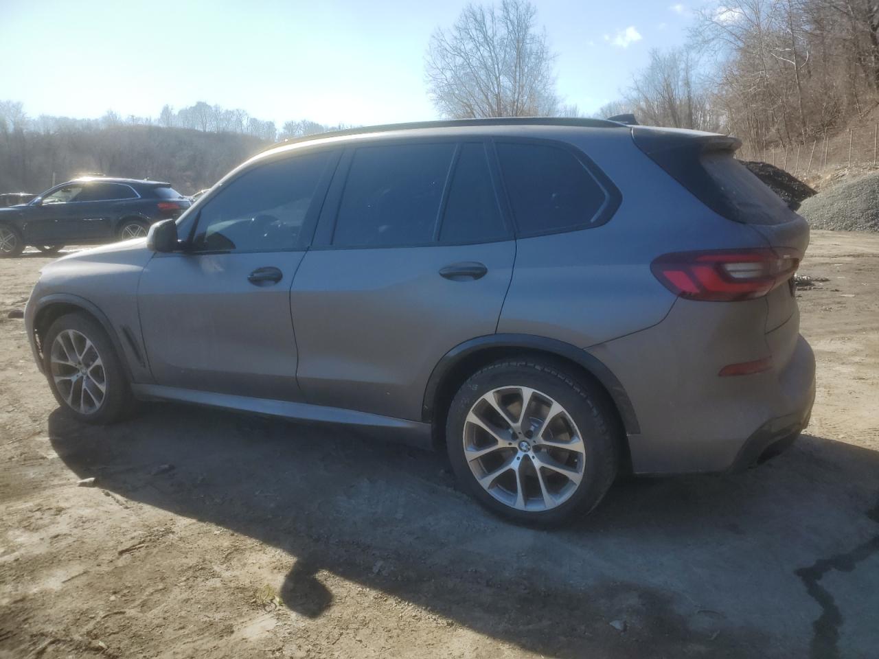 2022 BMW X5 - Image 2