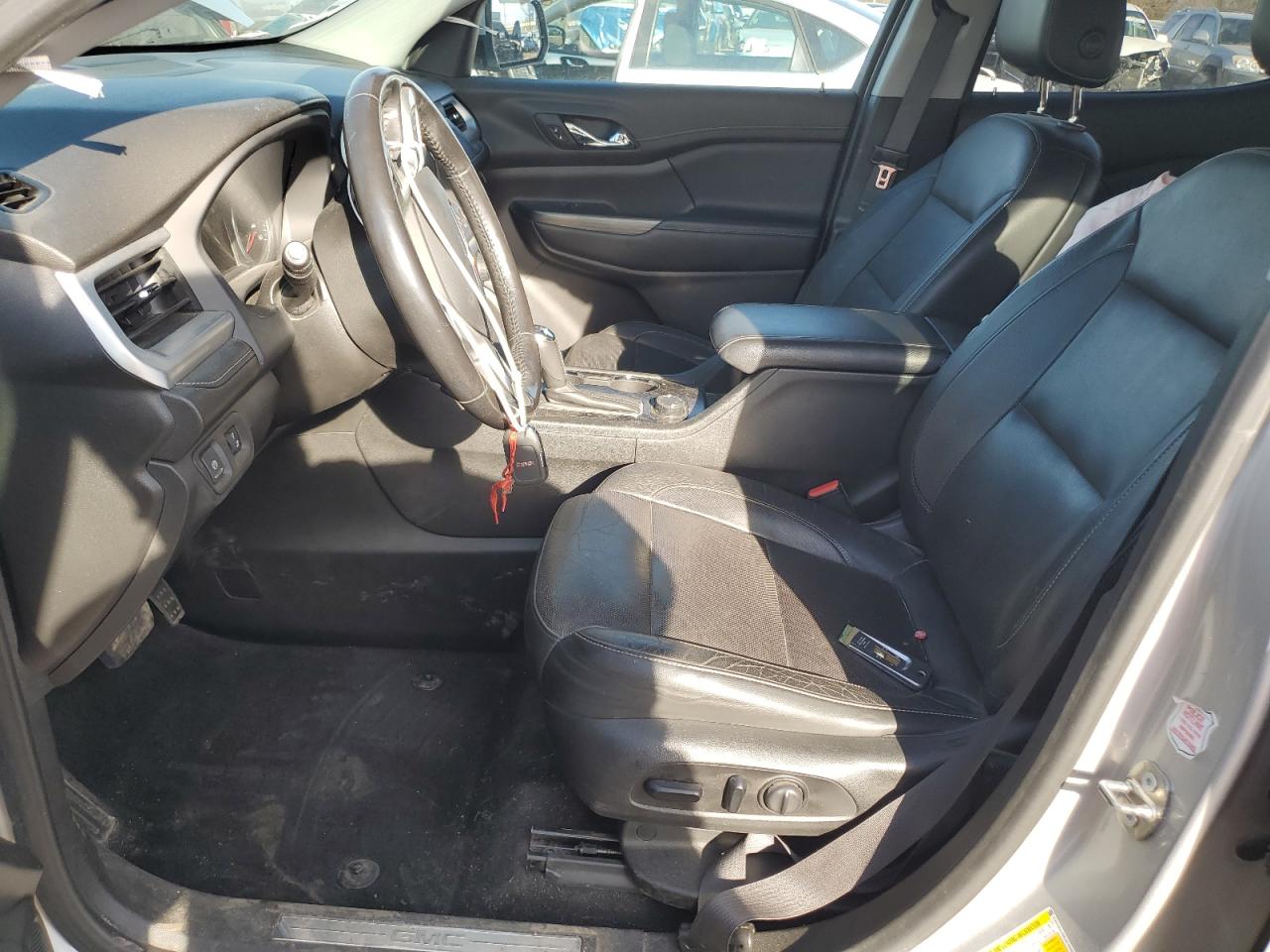 2019 GMC Acadia - Image 7
