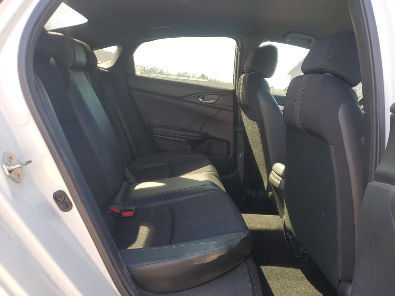 2019 Honda Civic - Image 10