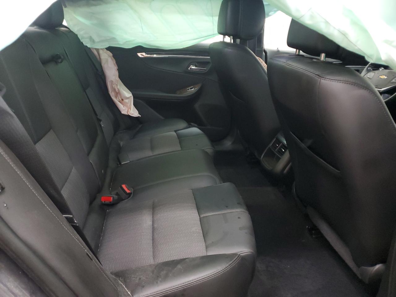 2014 Chevrolet Impala - Image 10