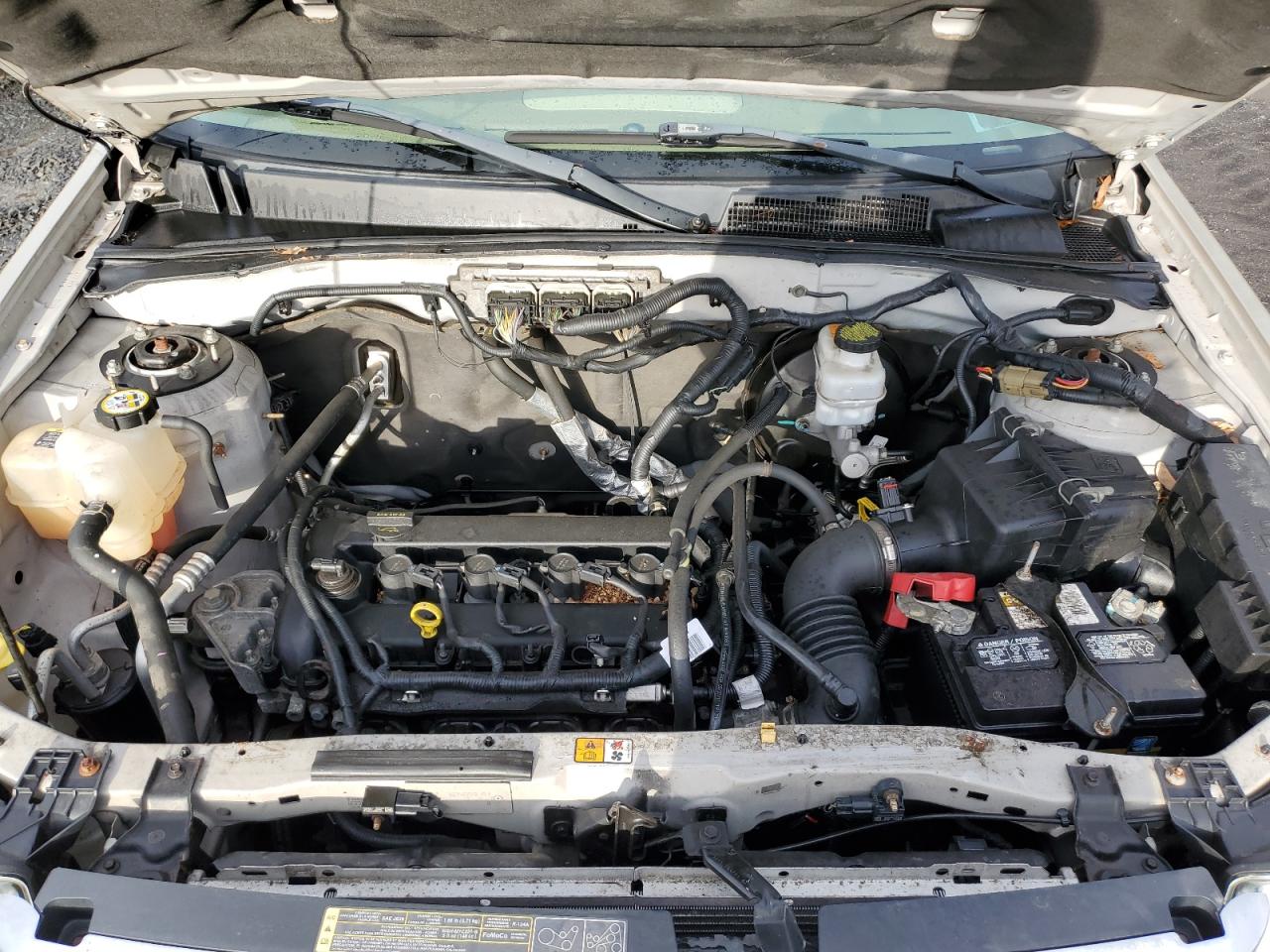 2011 Ford Escape - Image 12
