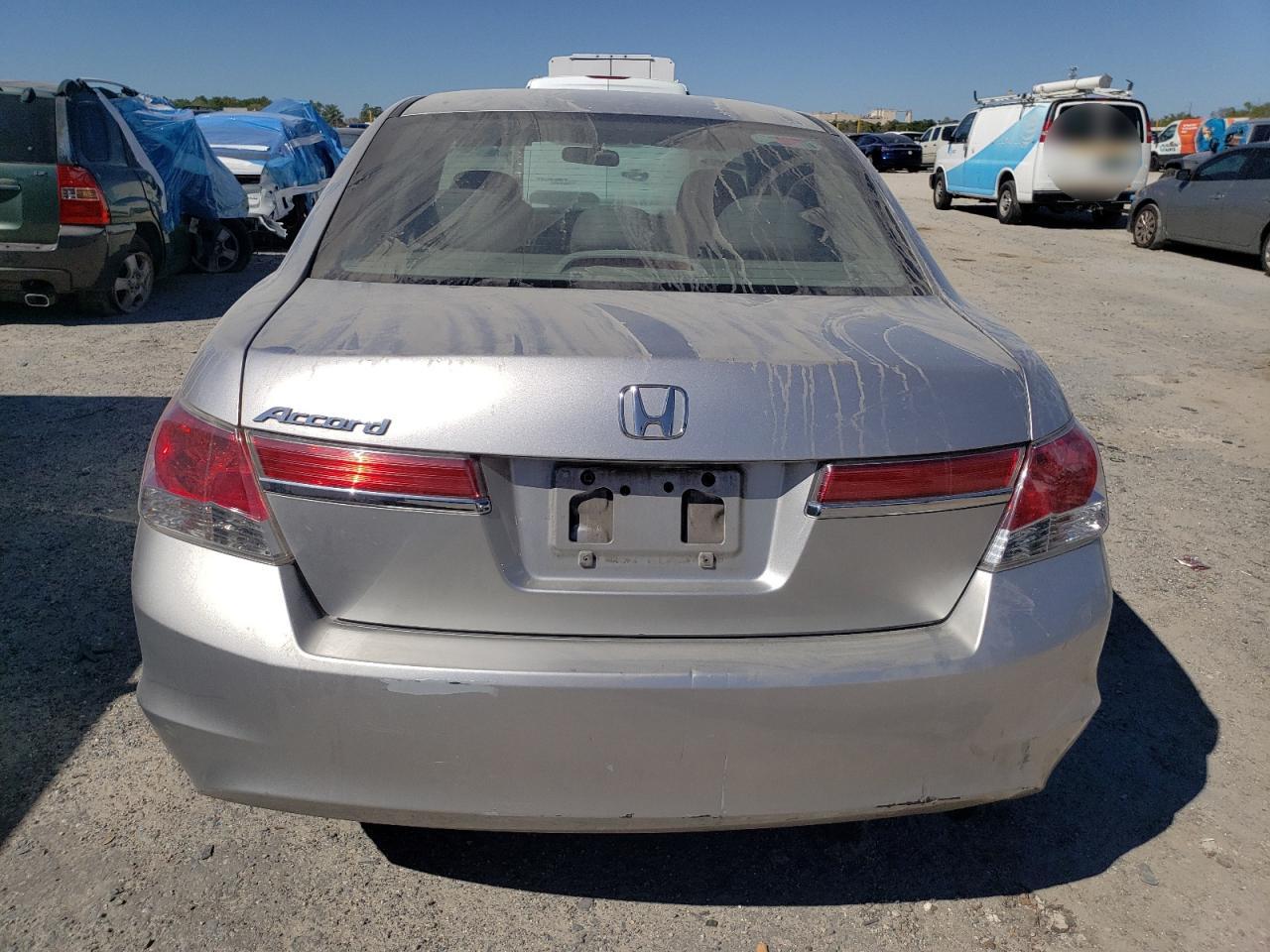 2011 Honda Accord - Image 6