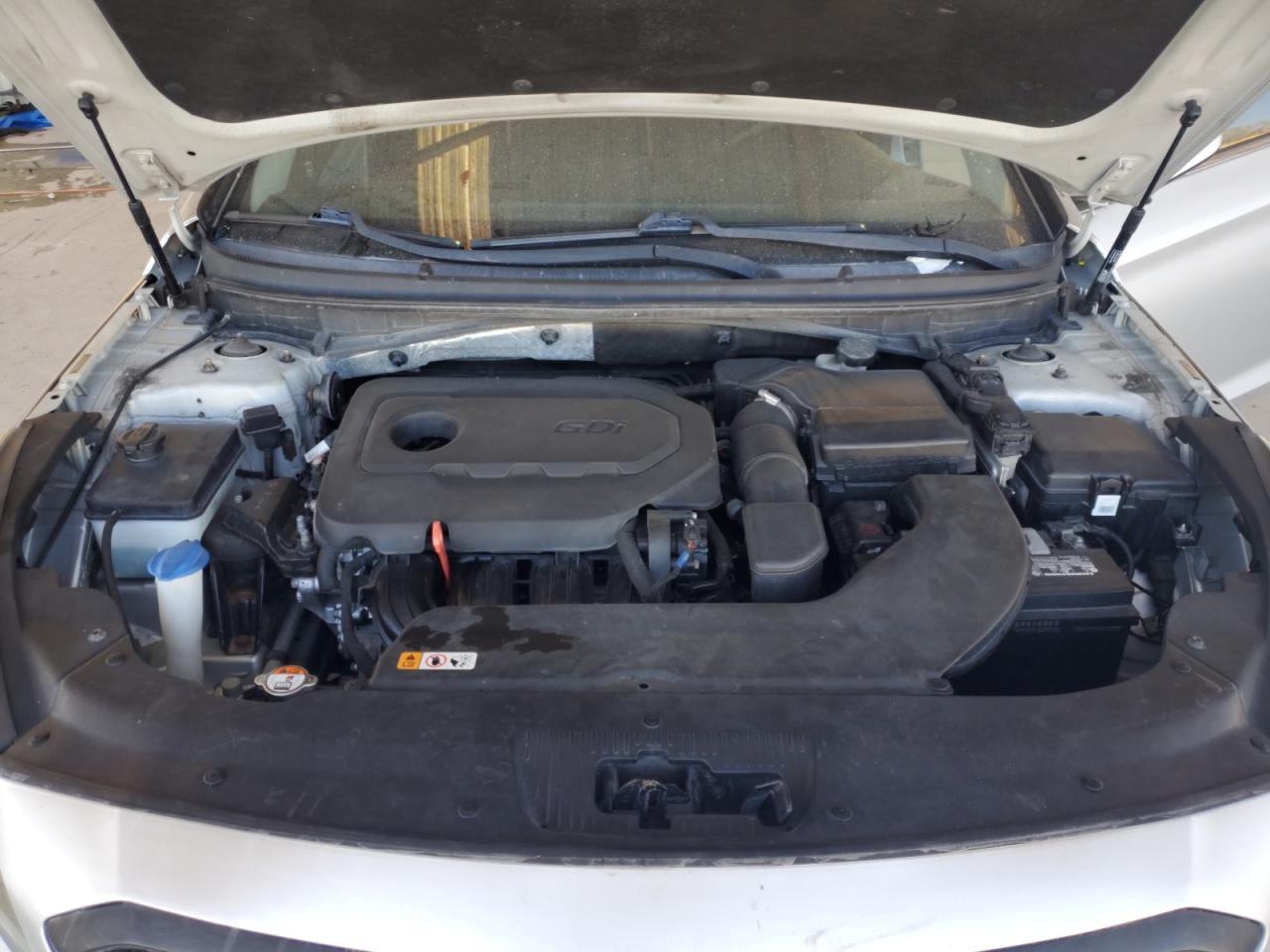 2016 Hyundai Sonata - Image 11