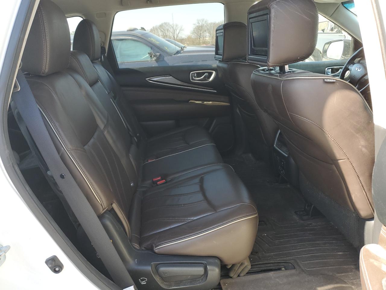 2016 Infiniti QX60 - Image 12
