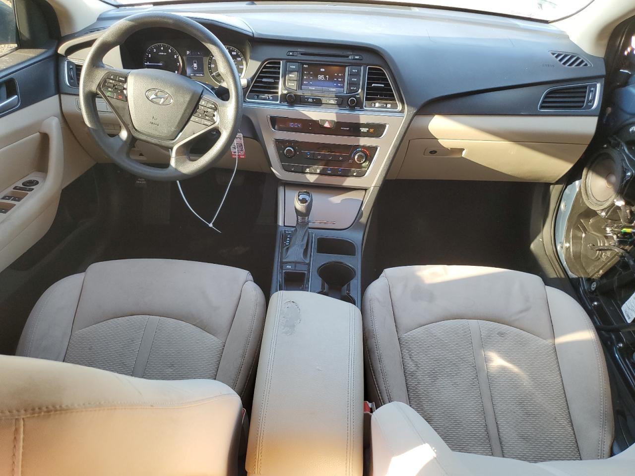 2015 Hyundai Sonata - Image 8