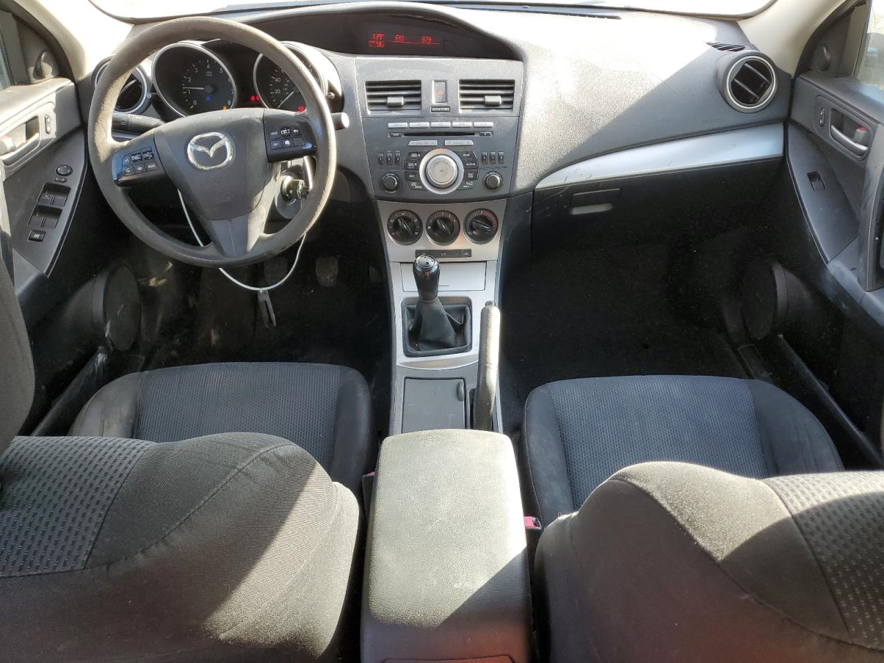 2011 Mazda 3 - Image 8