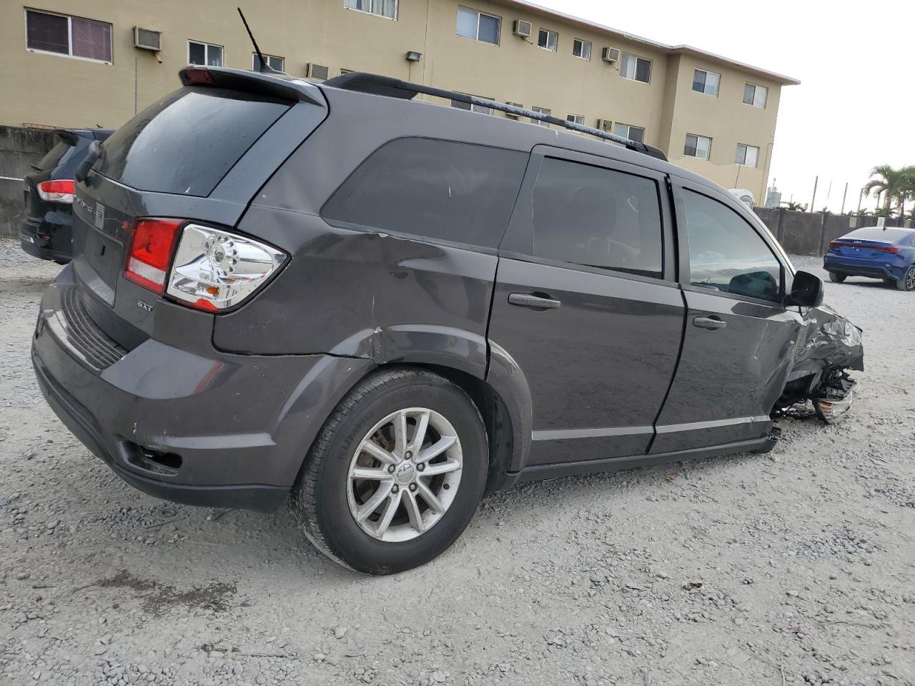 2017 Dodge Journey - Image 3