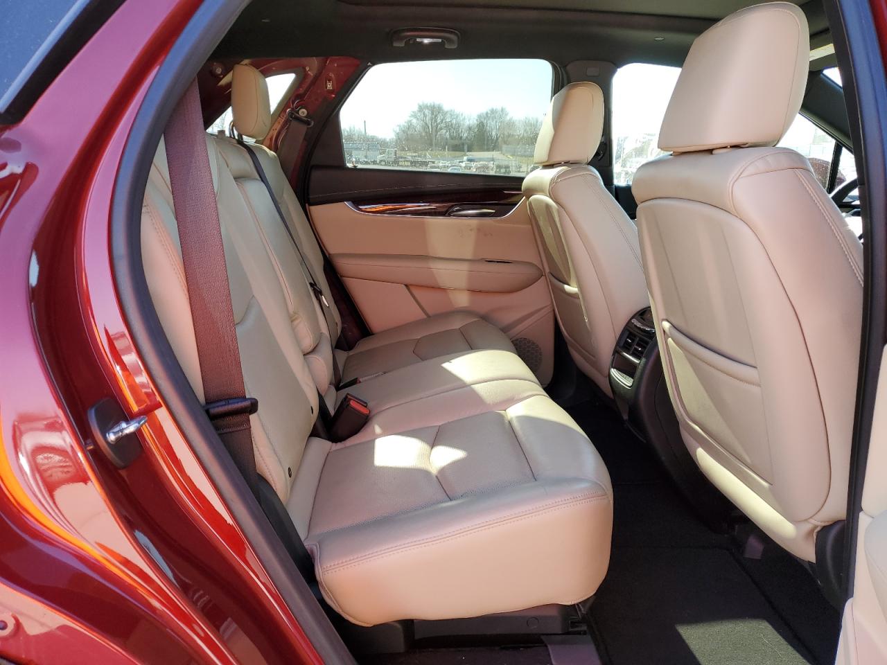2017 Cadillac XT5 - Image 11