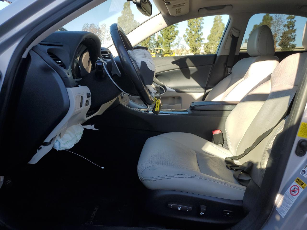 2012 Lexus IS - Image 7