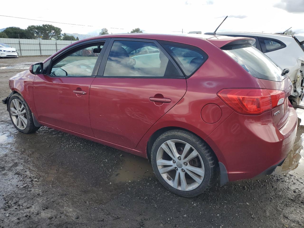 2011 Kia Forte - Image 2