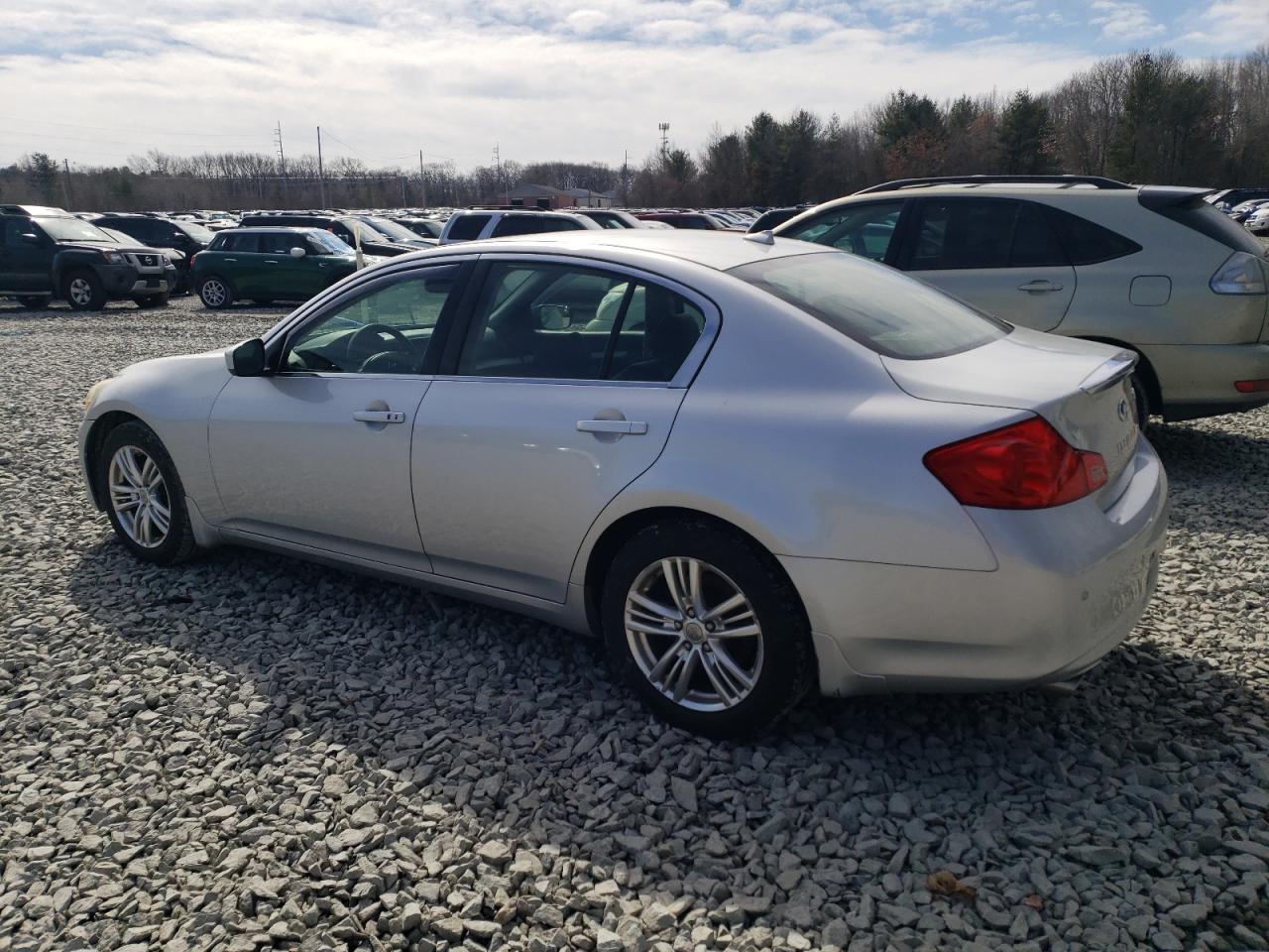 2013 Infiniti G - Image 2