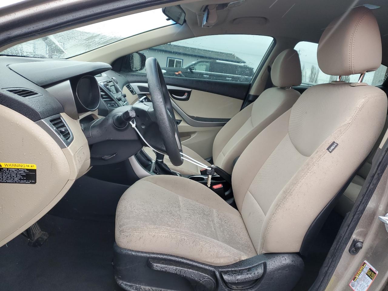 2015 Hyundai Elantra - Image 7